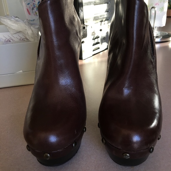 Jessica Simpson Booties - Picture 4 of 6